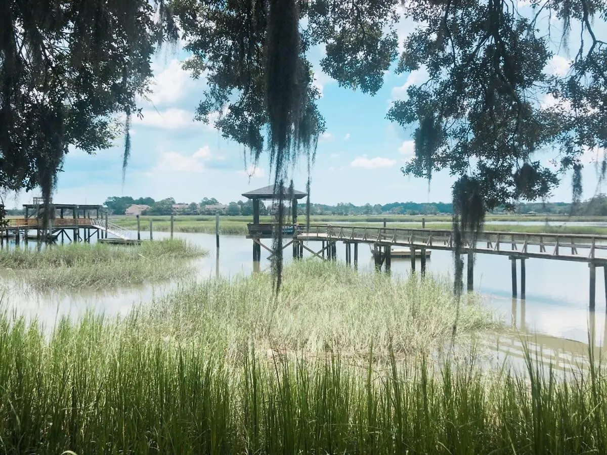 Apartment Retro Rainbow At Herb River- Orange Oasis #1 Savannah United States
