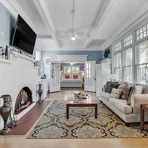 Apartment Drayton Place 1a, Savannah